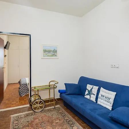 Big Blue Apartment *